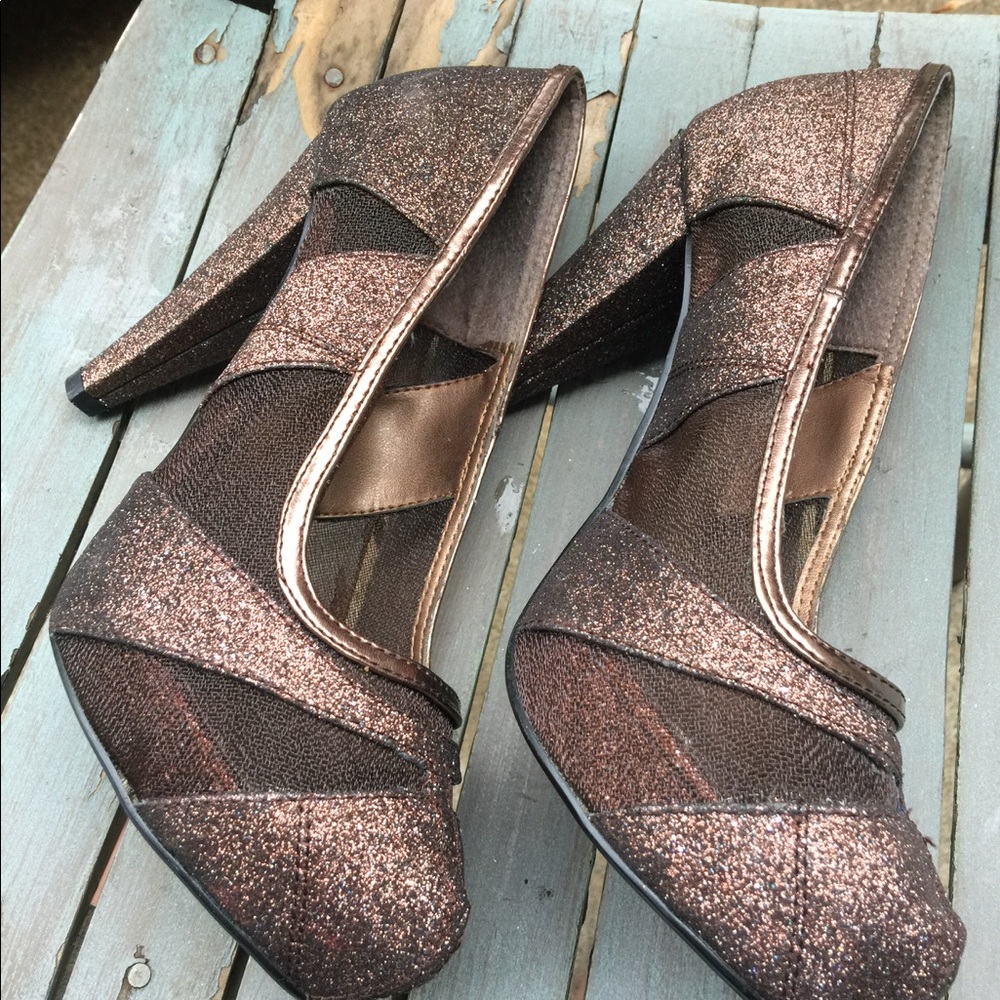 Glittery & shimmery Brown Dress Up Heels Size 8M